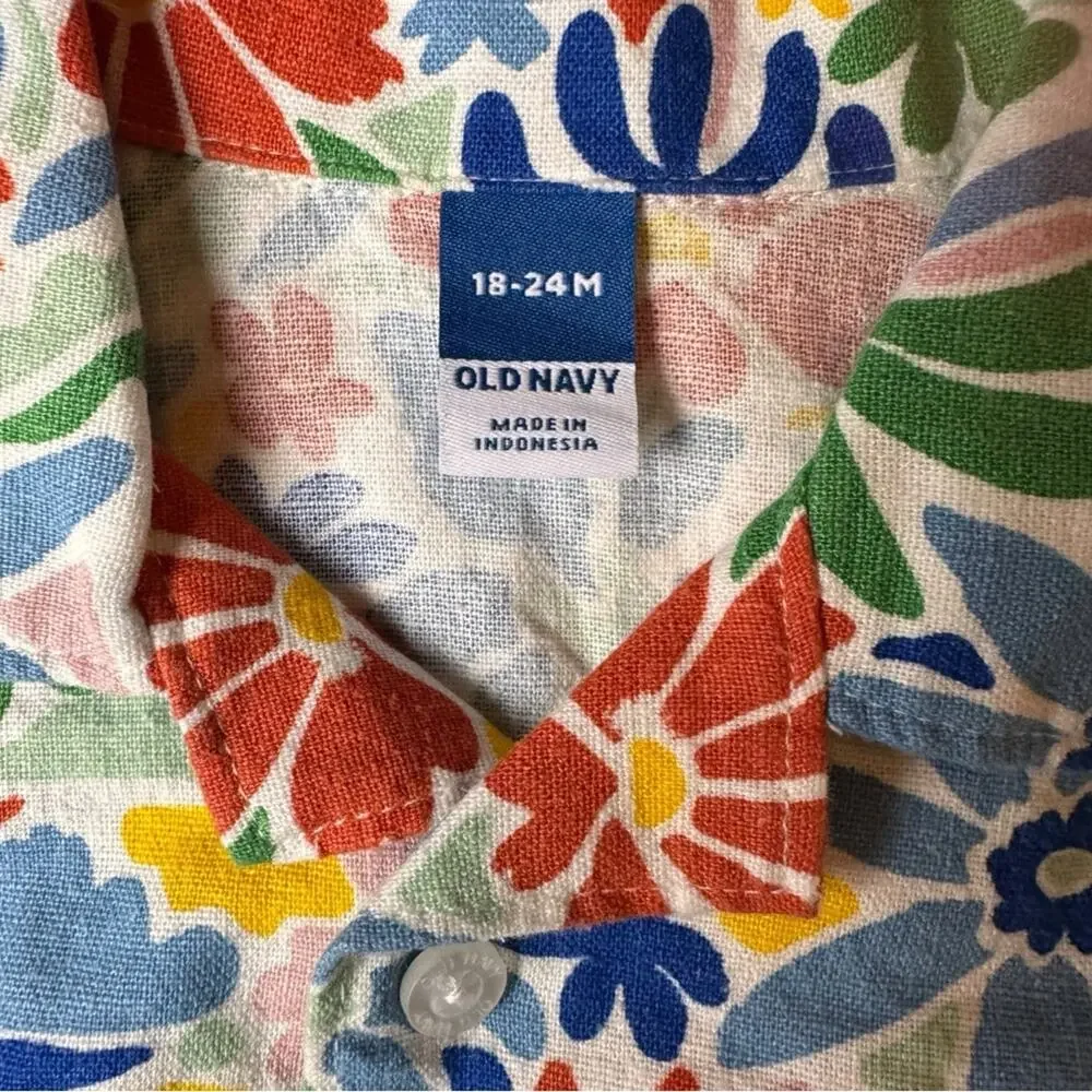 Old Navy Multi-color FloralPrint Button Front Short Sleeve Shirt Sz 18-24 M NWT